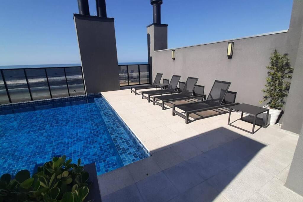 105 Maravilhoso Frente Mar Piscina Aquecida