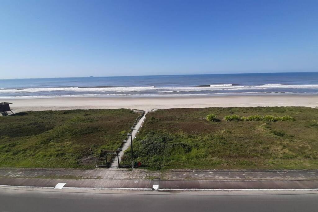 105 Maravilhoso Frente Mar Piscina Aquecida Apartment Matinhos